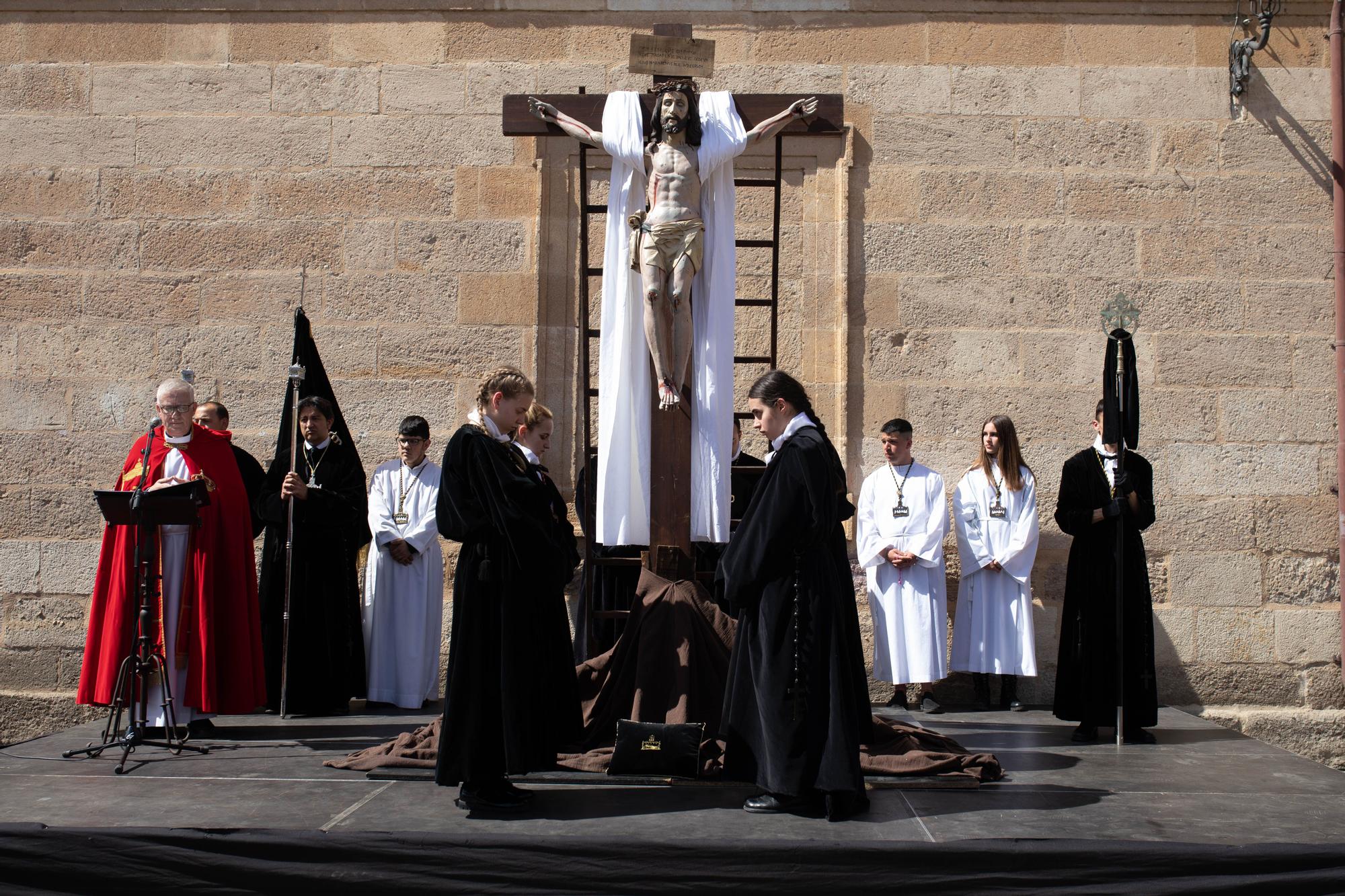 GALERIA | La procesión del Santo Entierro en imágenes