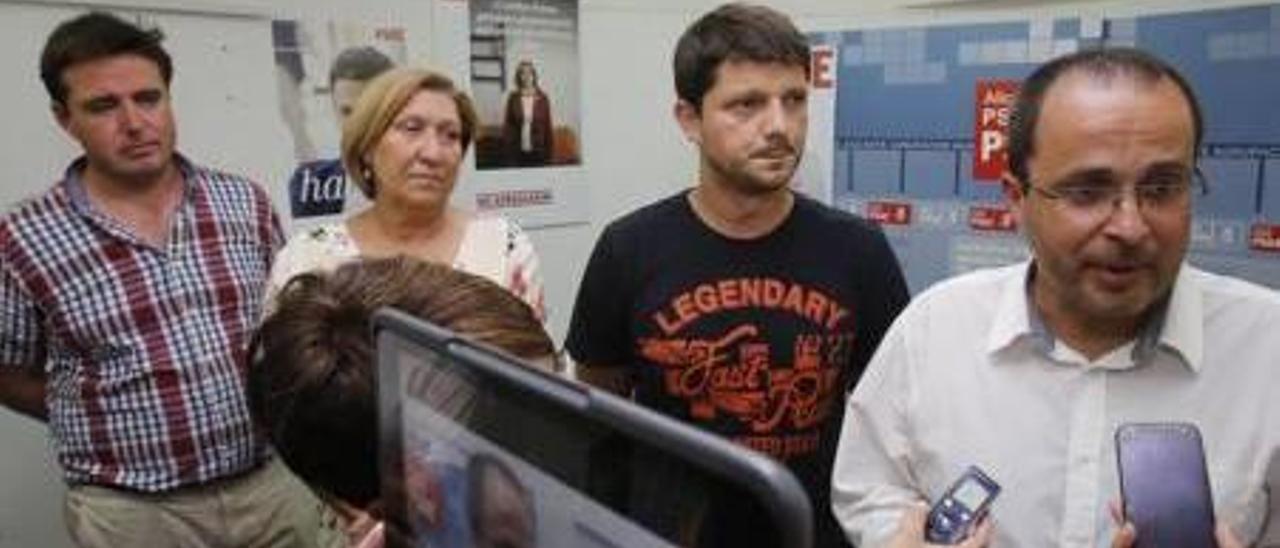 Cargos socialistas exigen a Puig que se distancie de Oltra y que deje la secretaría del PSPV