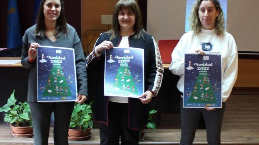 Por la izquierda, Paula Cuervo, Amelia Fernández y Beatriz Fernández, durante la presentación. | A. G.