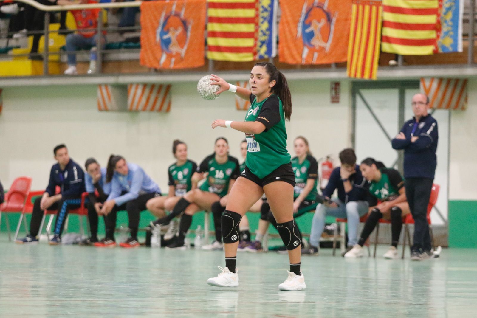 Adesal Córdoba-Mislata Valencia | El primer partido de la fase de ascenso, en imágenes