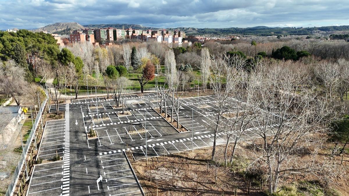 El nuevo aparcamiento público de Alcalá de Henates ha supuesto una inversión total de 1,4 millones de euros