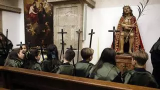 El temporal castiga la Semana Santa en Galicia y obliga a suspender procesiones