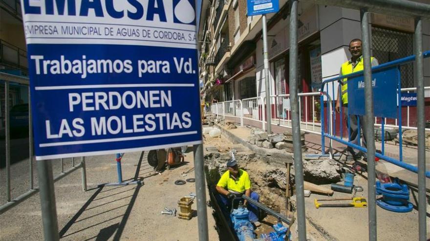Una obras provocan un corte de tráfico en las calles Romero y Almanzor de Córdoba