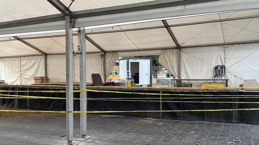 La Hermandad de Santiago y Santa Ana renueva abonos de socios en el parque de Arriba de Grado
