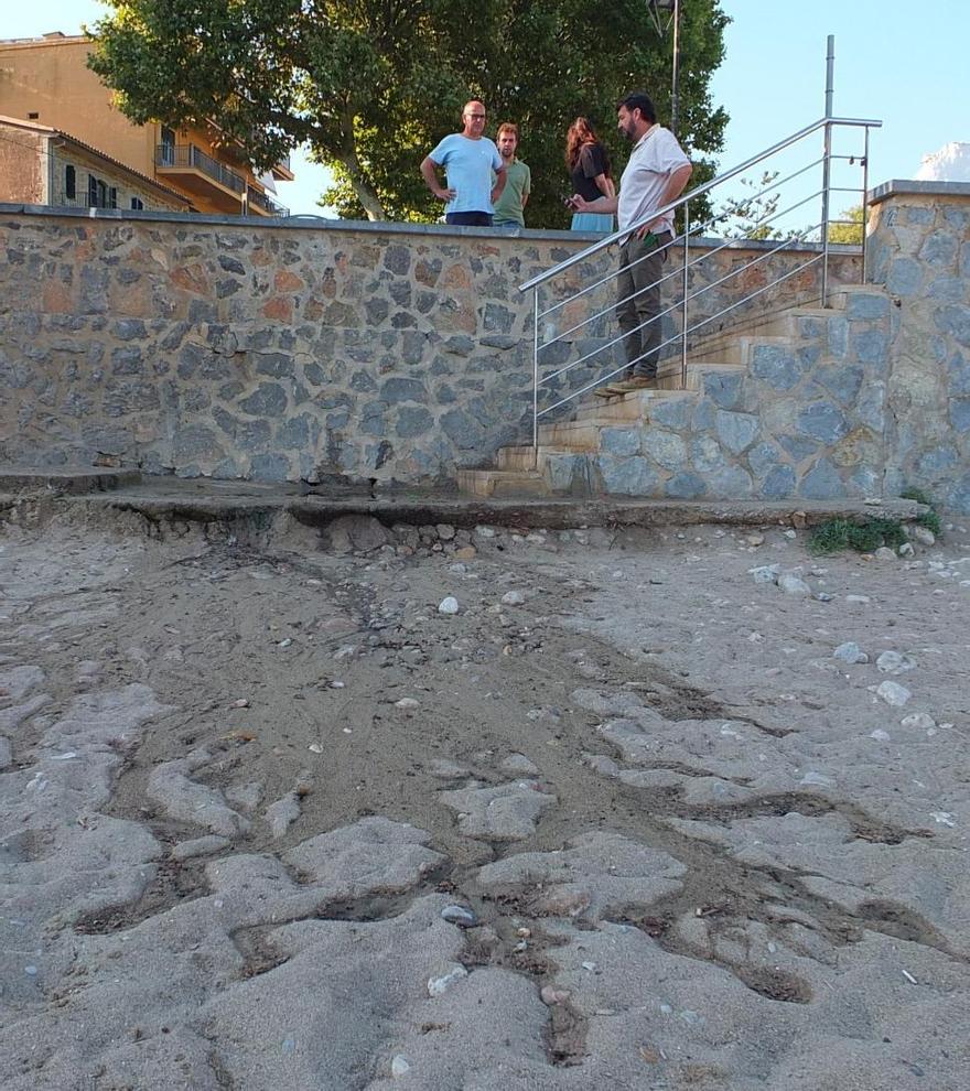 Denuncia ante el Seprona por un vertido de fecales en la playa del Port de Sóller