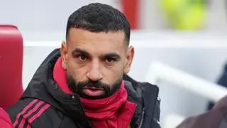 Fin a la guerra civil en Anfield: el surrealista 'redebut' de un indultado Salah