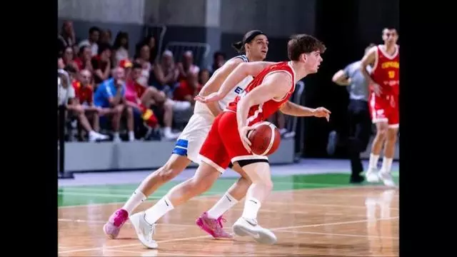 Álex Blanco, una de las joyas del Valencia Basket y de la selección española U20
