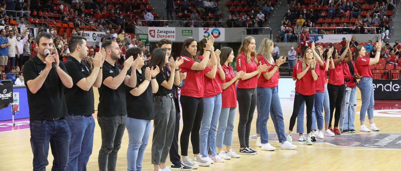 El equipo femenino que logró la clasificación europea.