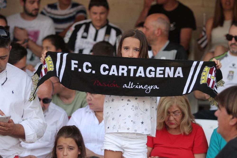 Ambiente en el FC Cartagena - Extremadura