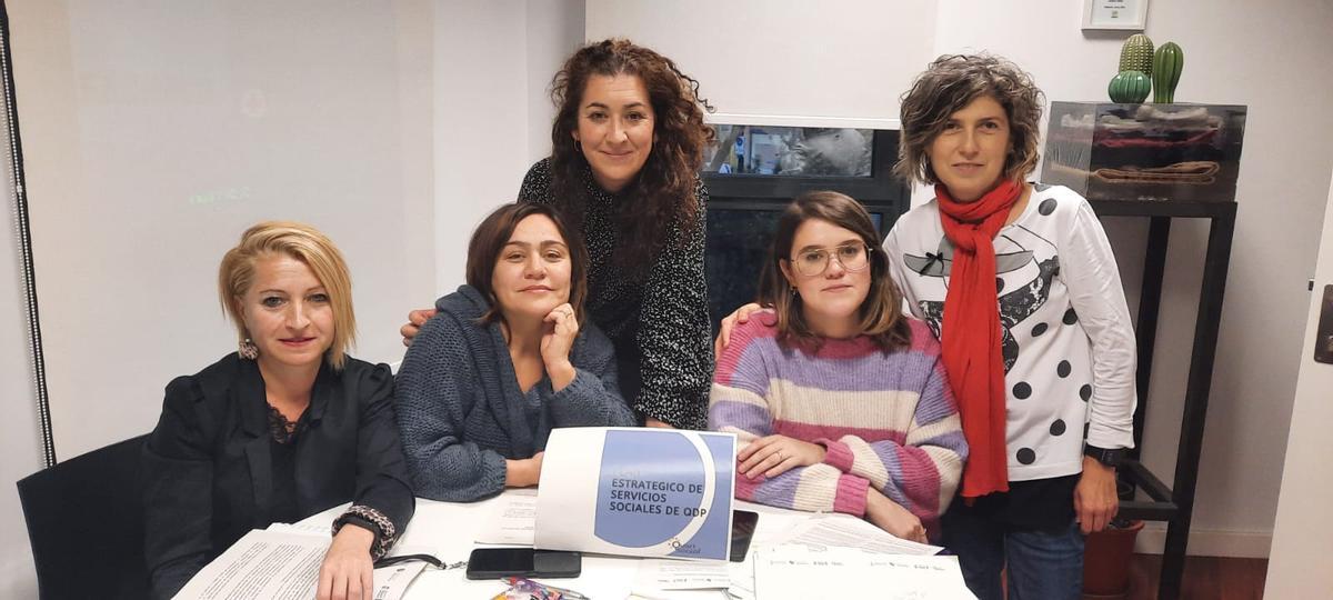 Equipo que se encarga del servicio &quot;Menjar a casa&quot; en Quart de Poblet