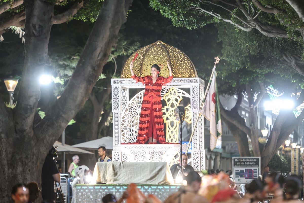 Aquí tienes las mejores imágenes de la Feria y Fiestas de Moros y Cristianos de Almoradí