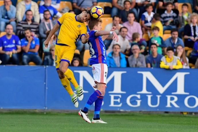 El partido entre el Alcorcón y el Real Oviedo, en imágenes