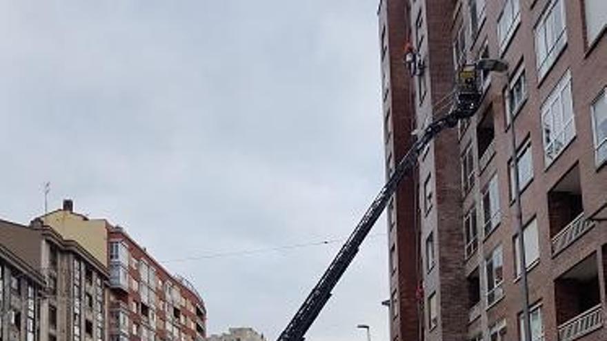 Fallece el hombre que se sintió indispuesto en la avenida de Cervantes