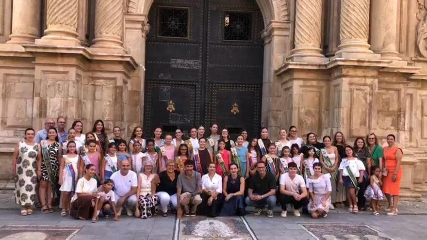 La basílica de Santa María acoge la ofrenda de UFECE a la patrona de Elche