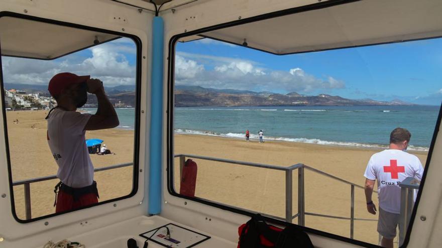 Puesto de vigilancia en la playa de Las Canteras.