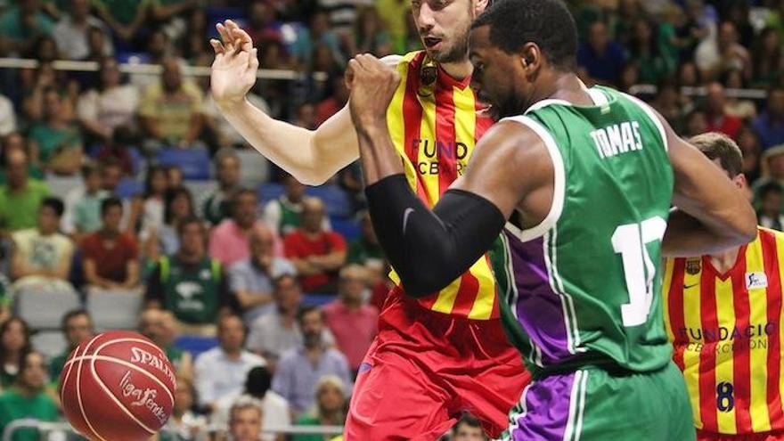 Will Thomas, en la imagen con Tomic en el play off, llegó el pasado verano tras negociar con él en Las Vegas.