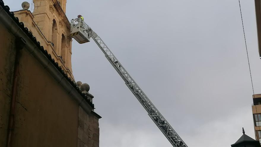 Los bomberos, de nuevo, en la iglesia de San Torcuato de Zamora, ¿por qué esta vez?