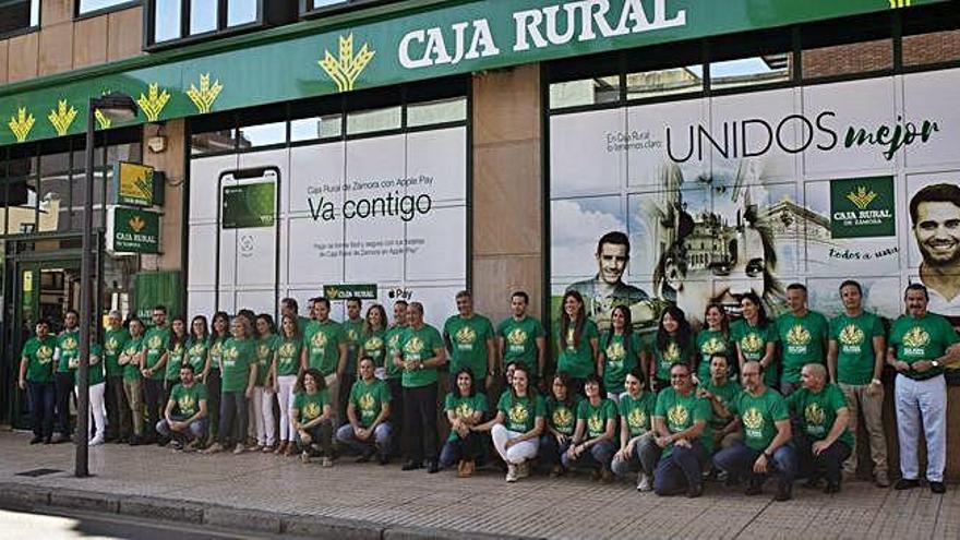 El equipo ciclista Cja Rural al completo.