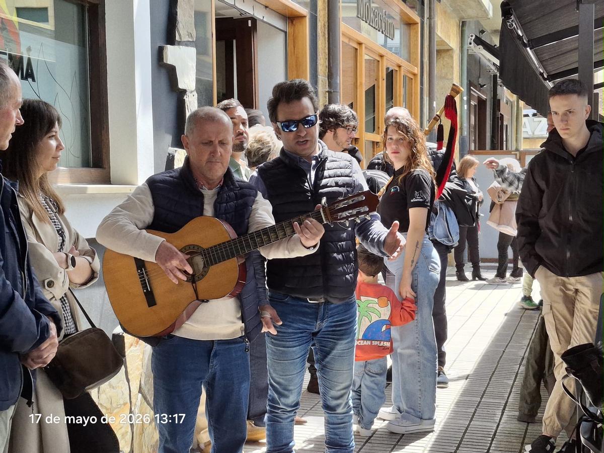 Villaviciosa canta en el chigre