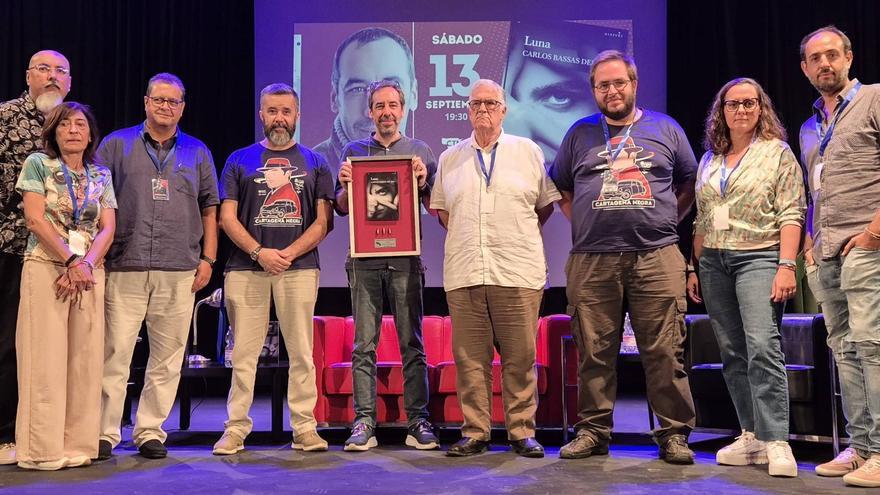 Carlos Bassas triunfa en un Cartagena Negra que honra a Rosa Ribas