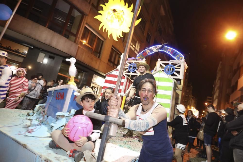 Desfile de Antroxu en Avilés