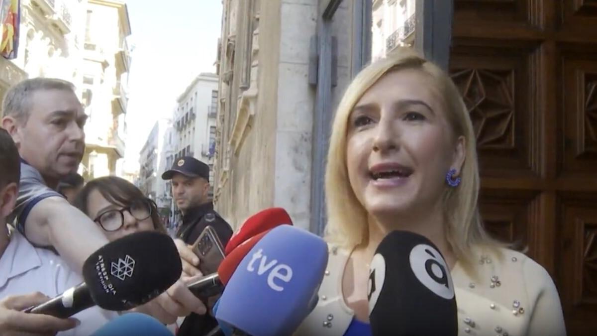 Las llamadas de Pradas muestran que no pudo hablar con Mazón entre las 18.30 y las 19.43 horas