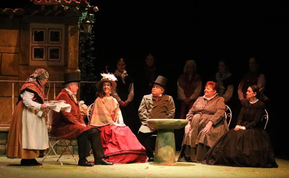 O elenco durante unha das representación. | CEDIDA