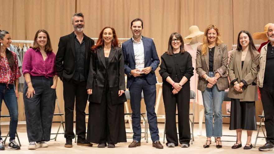 Equipo de Elefante Elegante, López y Pardo, en la presentación.