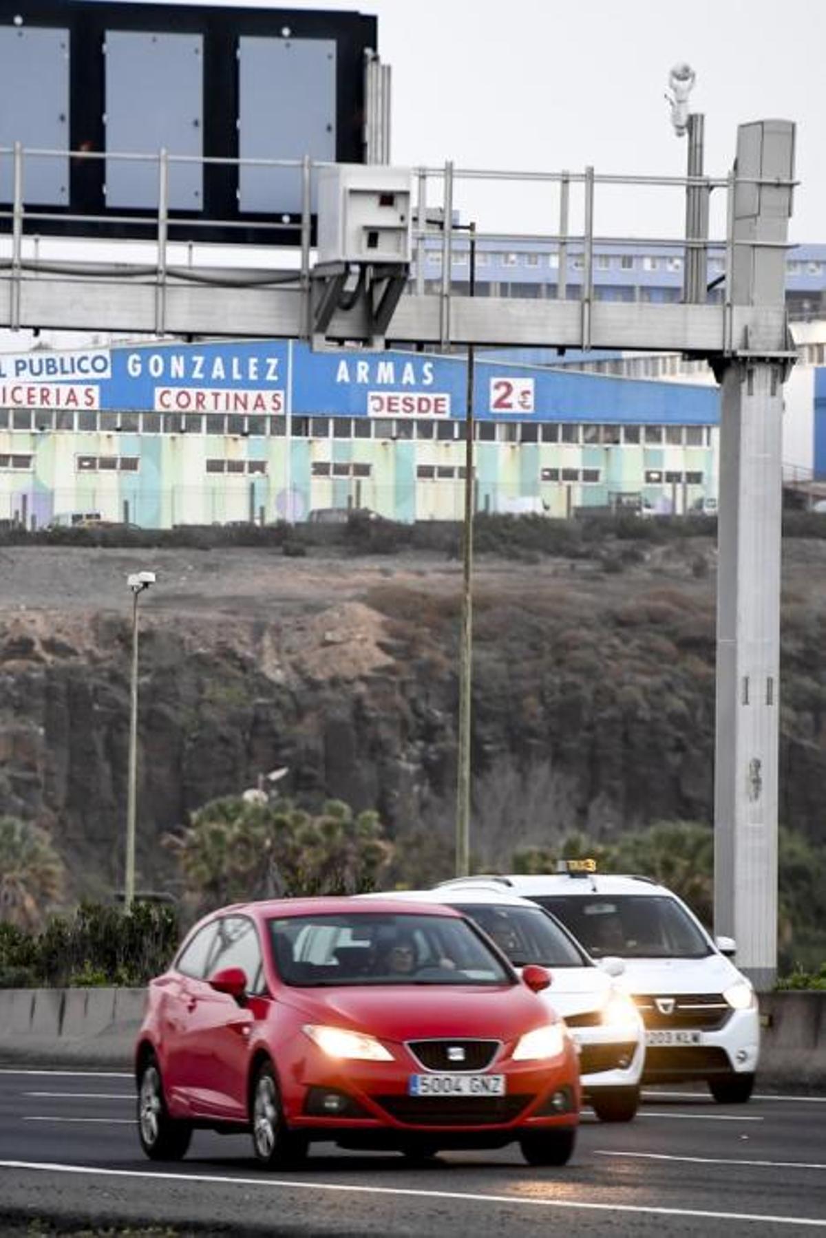 05-02-20 LAS PALMAS DE GRAN CANARIA. ZONA DE JINAMAR. LAS PALMAS DE GRAN CANARIA. Radar que mas multas pone   Fotos: Juan Castro.  | 05/02/2020 | Fotógrafo: Juan Carlos Castro
