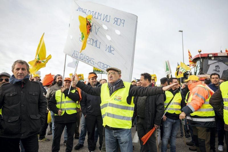 Manifestación de agricultores en Zaragoza