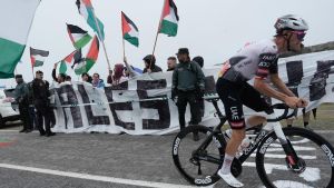 La Vuelta, més bicis i menys boicot