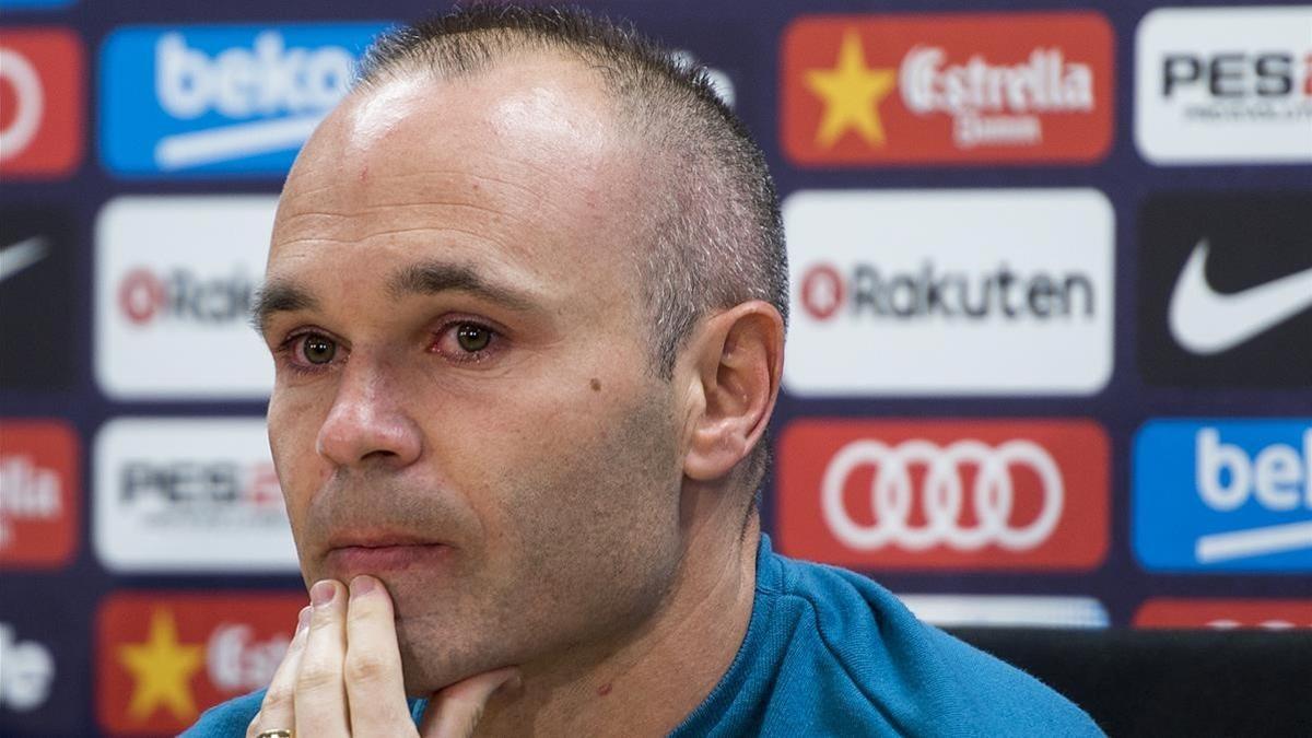 Andrés Iniesta anuncia su marcha del FC Barcelona a final de temporada.