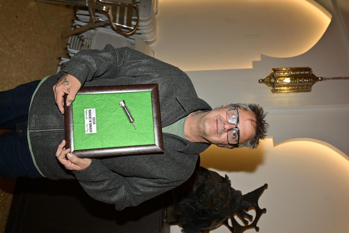 Entrega del Masclet d'Argent de la Colla a Mitges a la mejor mascletà de la Magdalena