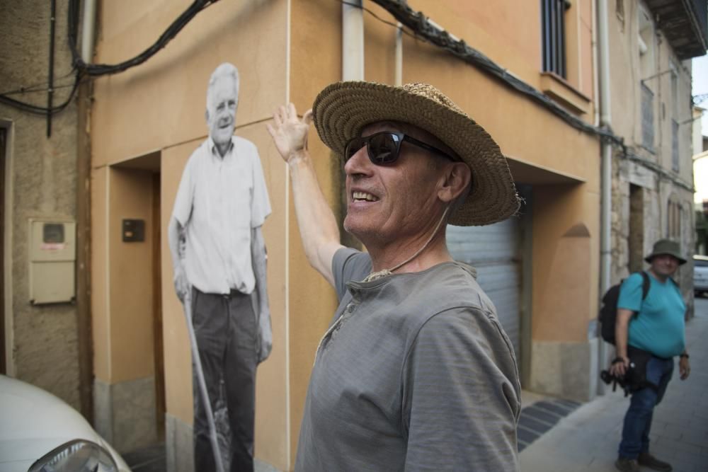 Un treball fotogràfic entrellaça la vida a Avià amb la de països en guerra