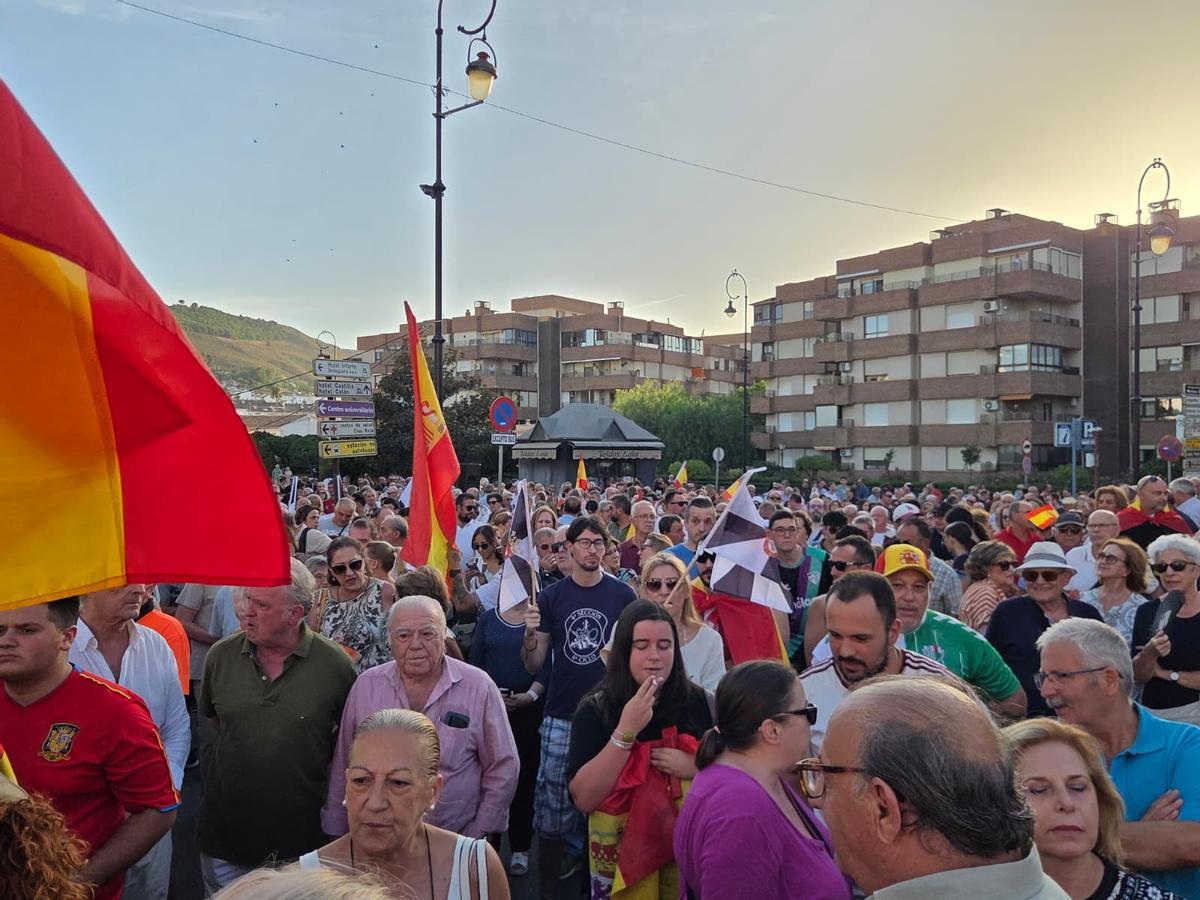 Apoyo masivo en Antequera a Ceuta y sus ciudadanos