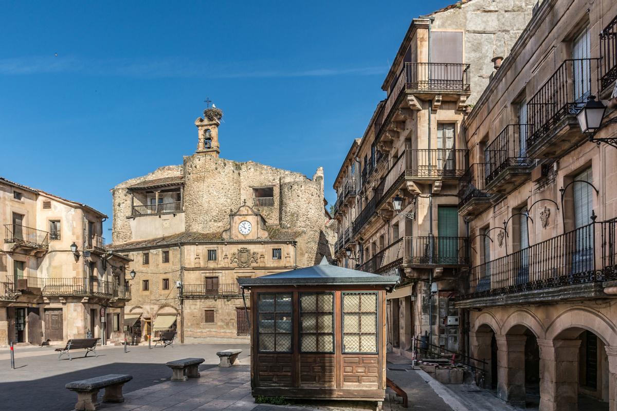 Empezamos la escapada en Sepúlveda y su plaza Mayor.