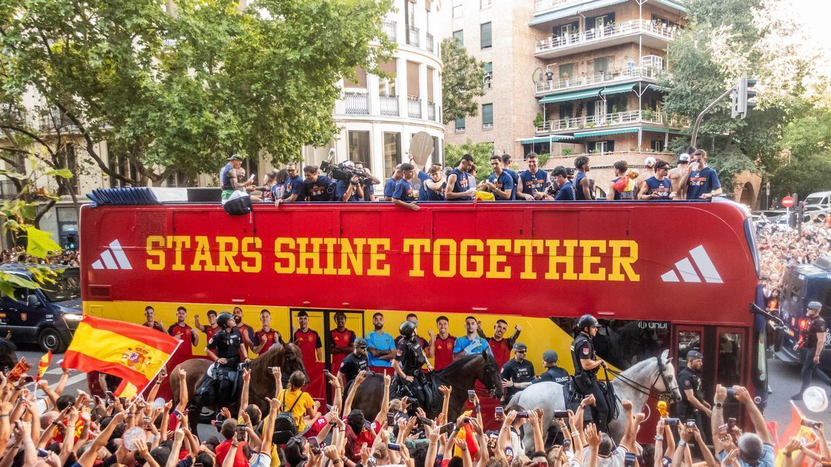 Los jugadores de la selección española, durante la celebración del Mundial en Madrid.