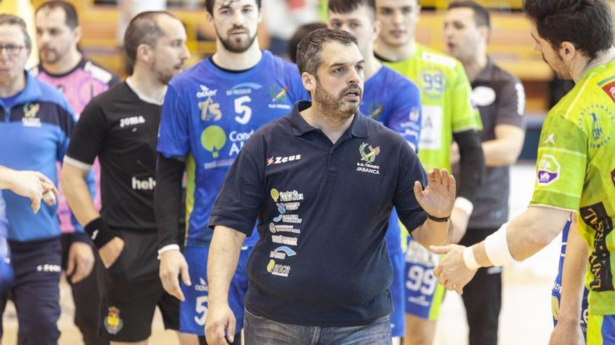 El entrenador del Teucro, tras el partido.