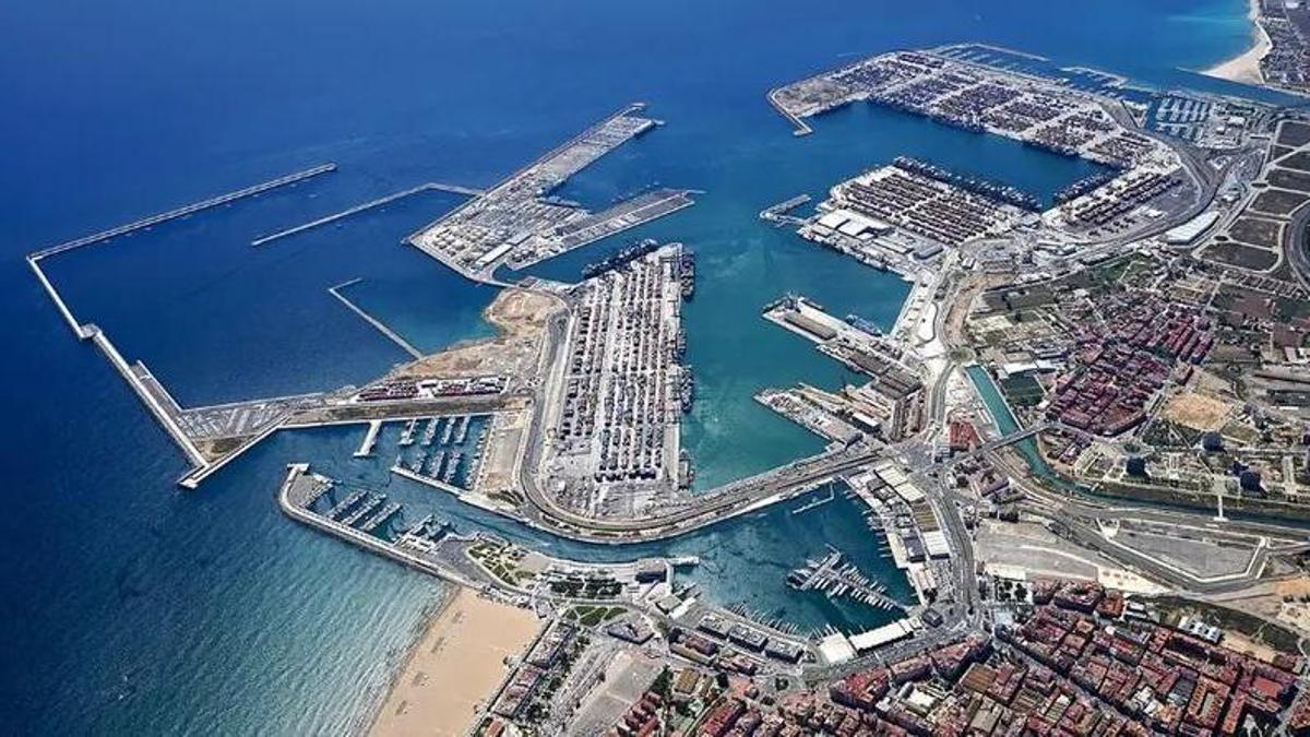 Vista aérea del puerto de València, en una imagen de archivo.