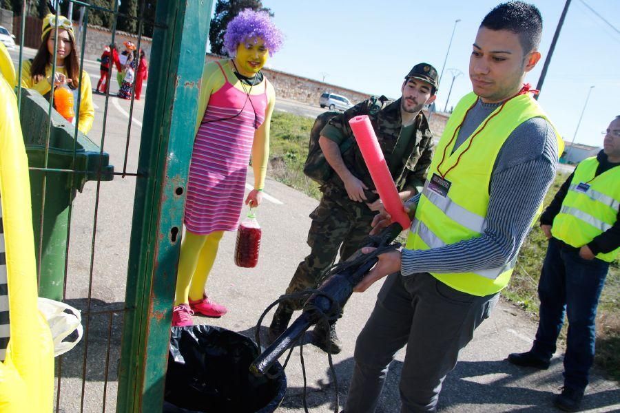 Miles de jóvenes en la fiesta del año