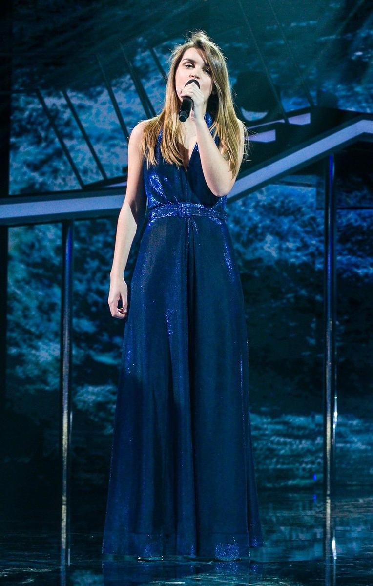 Amaia en la última gala de la edición, con vestido de Dolores Promesas