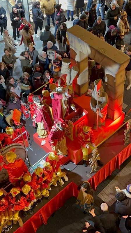 Fotogalería | Así fue la cabalgata de Reyes Magos en Cáceres