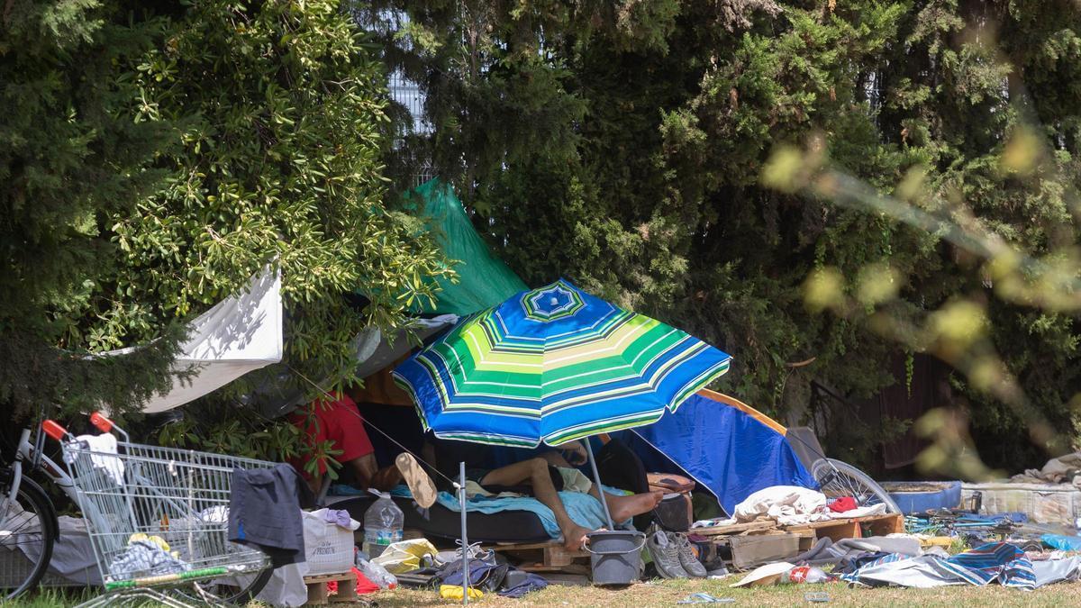 El asentamiento precario vuelve al Polígono Alameda