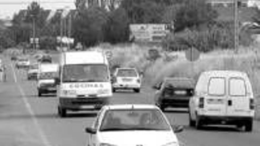 Fomento se hace con los terrenos para iniciar la obra de la carretera de Valverde