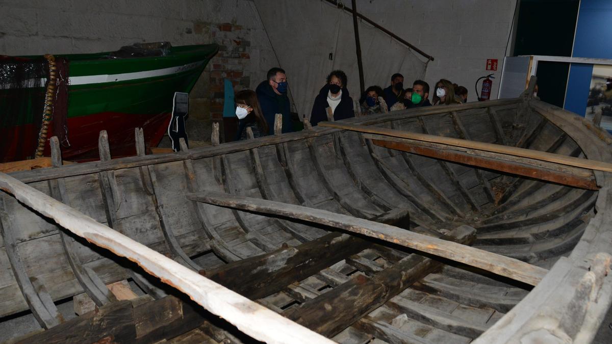 La &quot;Mariña&quot;, la última lancha xeiteira que se conserva en Galicia y que está en el Museo Massó.