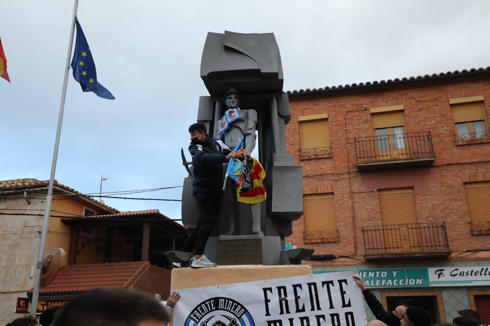 Así se ha vivido en Utrillas la previa del partido de Copa contra el Valencia