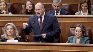 Madrid. 12.02.2025. Miguel Tellado y Cuca Gamarra, PP, durante la sesión de control al Gobierno en el Congreso de los Diputados