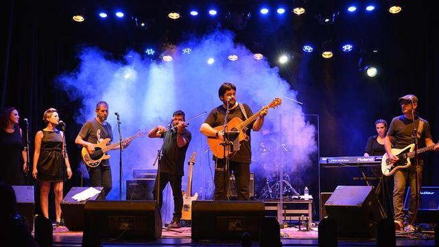 Sin Tregua celebra diez años de rock con disco nuevo y en directo