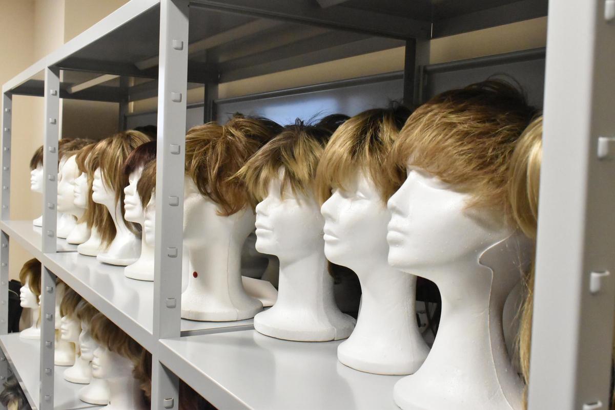 Pelucas en la nueva sede.