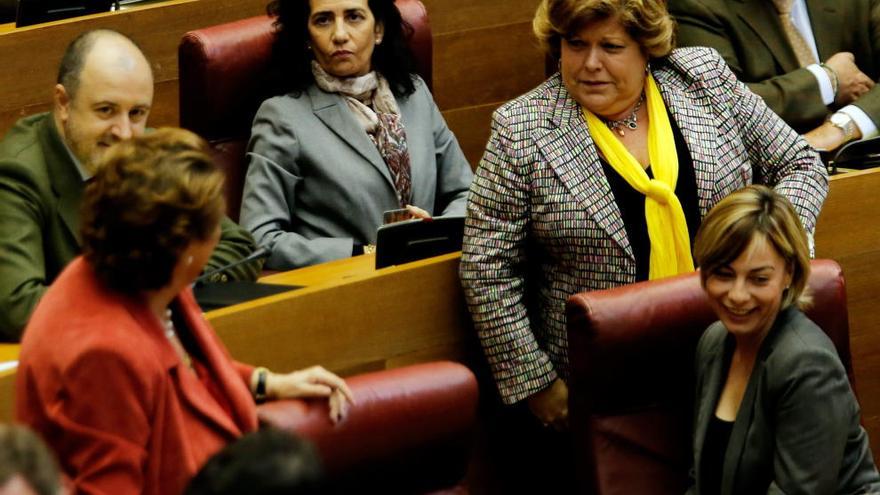 Such y Martínez, en un pleno de las Corts.